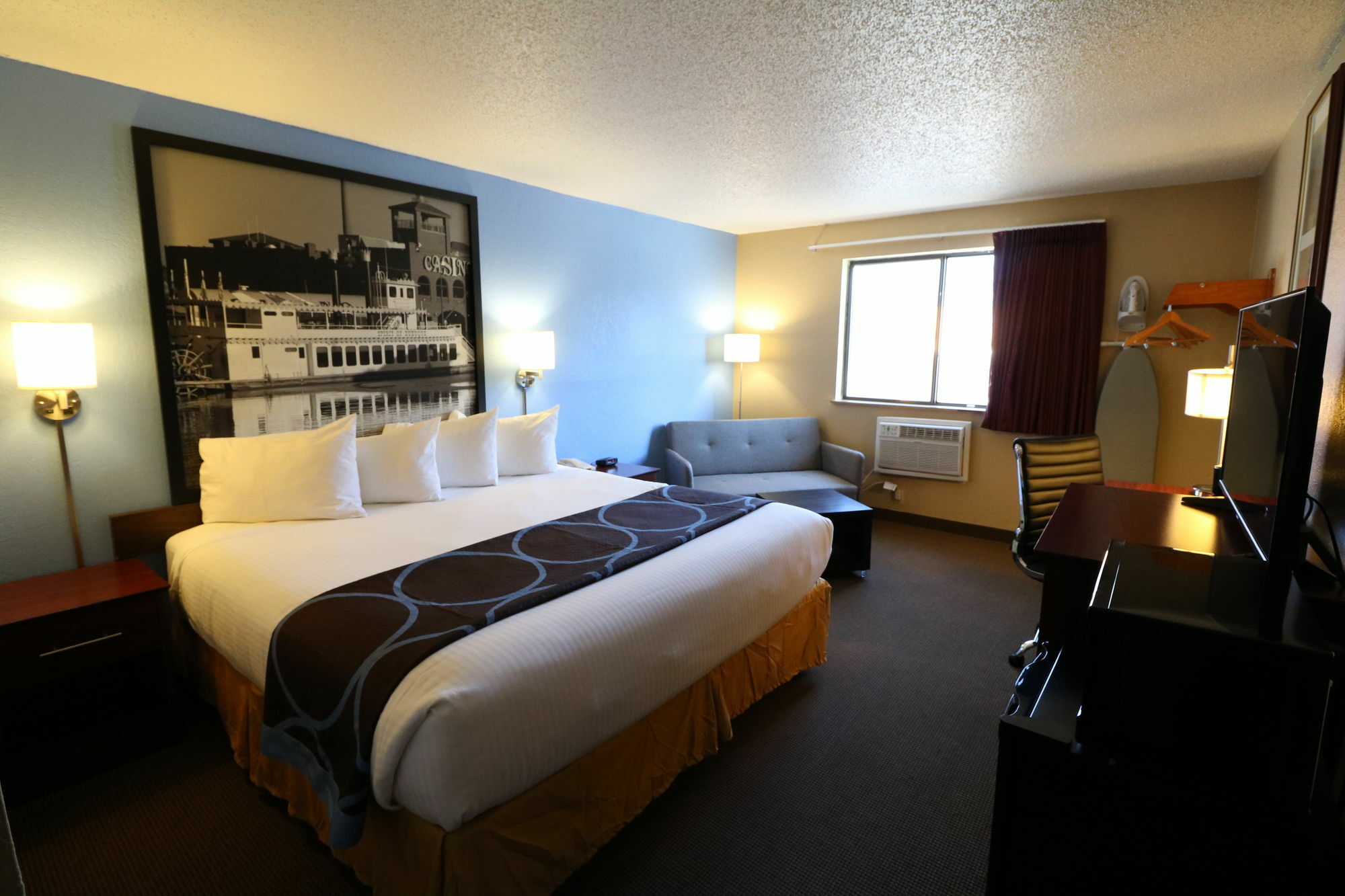 Super 8 By Wyndham Dubuque Motel Luaran gambar